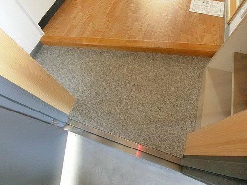 リアライズ神戸SOUTH307の玄関