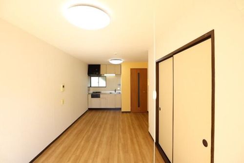 ライトハイツH棟の内装