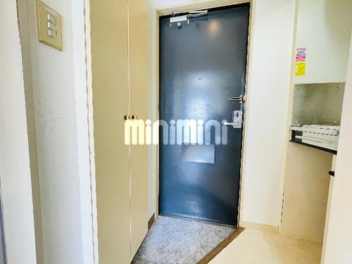 ソフィア有松の玄関