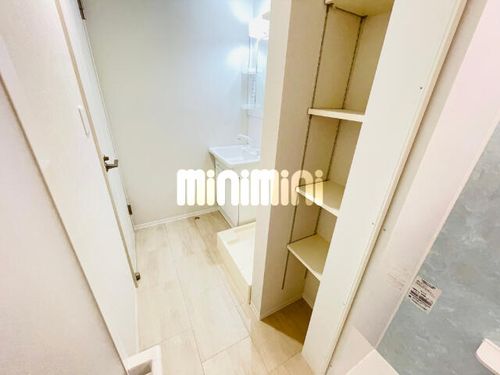 クロシェット庄内通103の内装