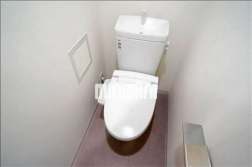 メイクスデザイン名駅南の内装