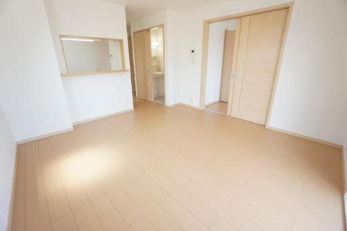 サンウィッシュ Aの居間