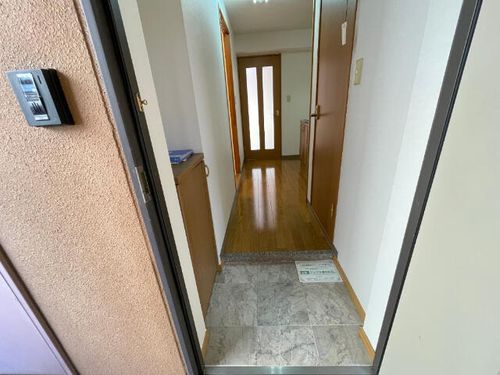 ニューセンチュリー前後の玄関