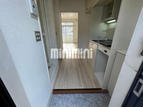 竜美東SKYHILLS6 (竜美東スカイヒルズ6)の玄関