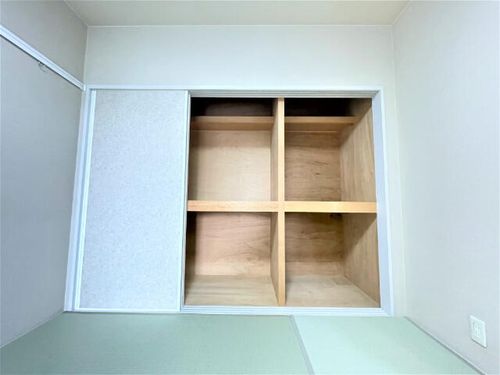 グリーンハイツ春木 B棟の内装