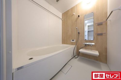 ヴァルトベルク新守103の風呂