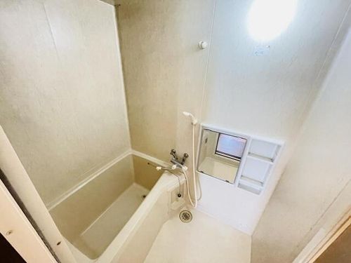 リバーサイド徳重A棟の風呂