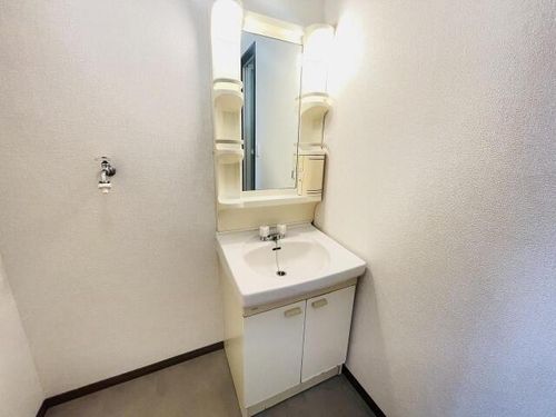 リバーサイド徳重A棟の内装