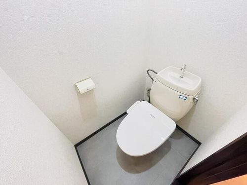 リバーサイド徳重A棟の内装