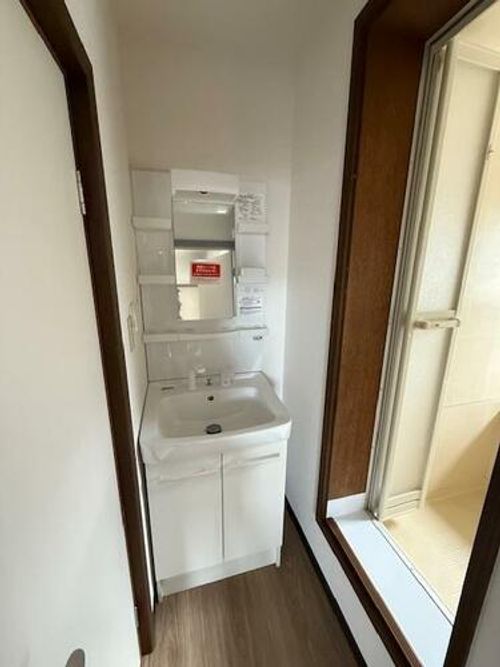 グリスローサ102のその他画像