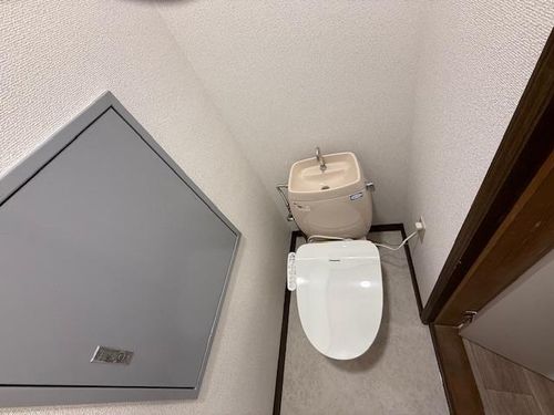グリスローサ102のその他画像