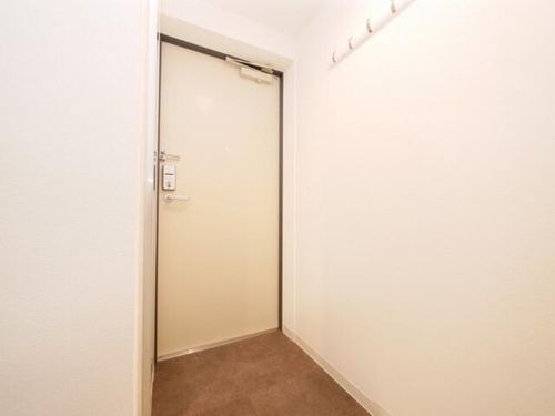 北海道札幌市西区西町北13丁目(マンション)の賃貸物件の玄関