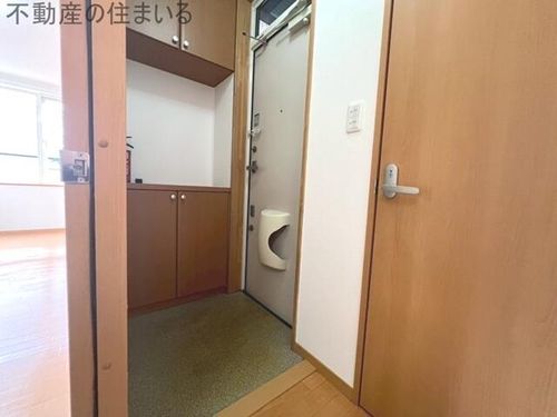 グレースファミールの玄関