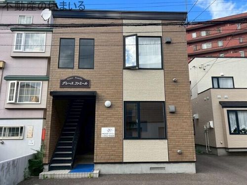 グレースファミールの外観