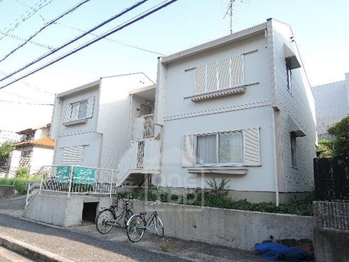 南春日丘ハイツの外観
