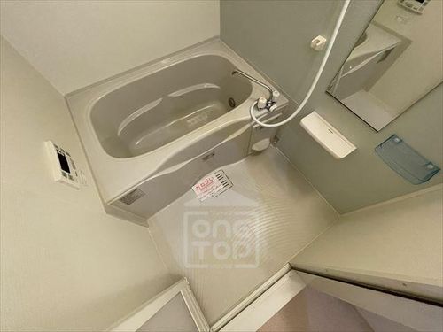 ヴィラカレントウエストの風呂