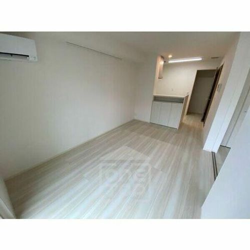 アルカディア舟木町の居間