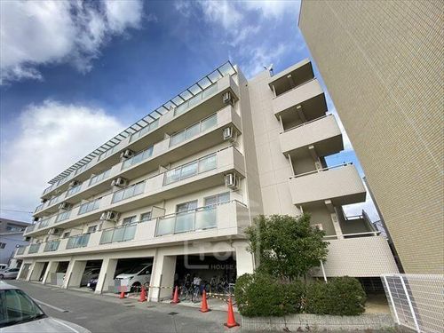 ジュネス別府の外観