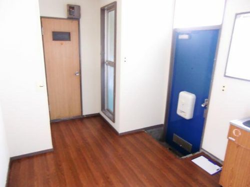 黄金ハウスの玄関