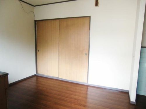 黄金ハウスの居間