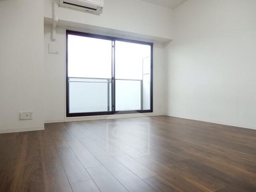 ヴィル・ド・レーブの居間