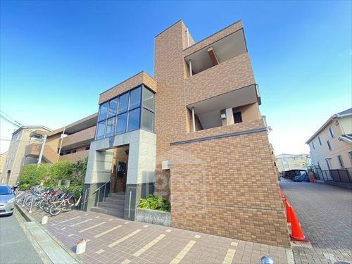 フロール南茨木の外観