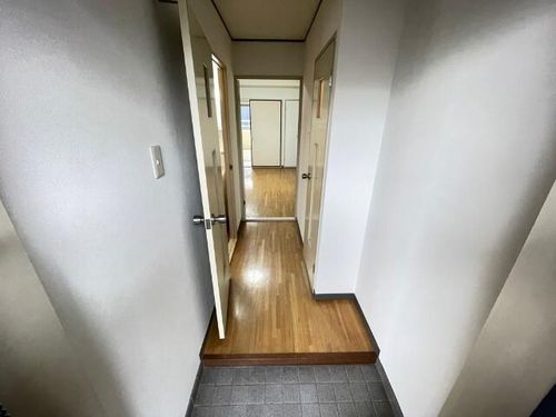 アクセス高辻の玄関