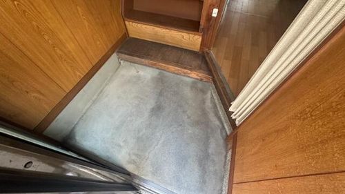 大阪府豊中市豊南町西1丁目(テラスハウス)の賃貸物件の玄関