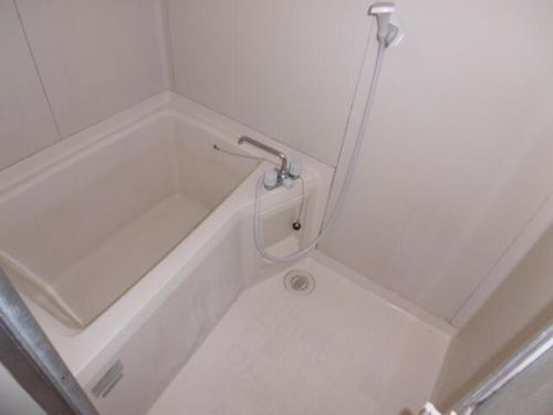 ドムス西高槻201の風呂