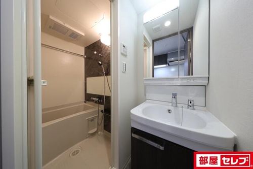 プレサンス名古屋ルクソリアの内装
