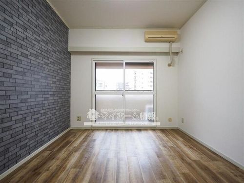 ライオンズマンション六ツ門305の居間