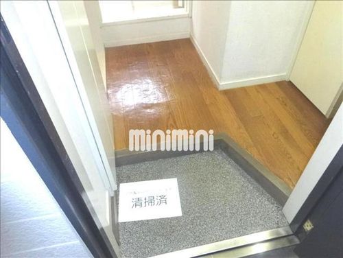 ラフィーネ保呂町の玄関