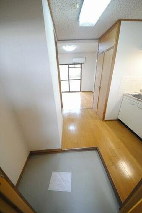 ロータリーマンション修学院の玄関