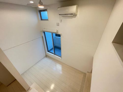 ヴァンベール元郷203の居間