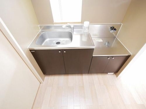 北海道札幌市中央区北二条東2丁目(マンション)の賃貸物件のキッチン