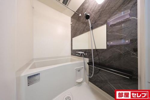 プレサンス名古屋ルクソリアの風呂