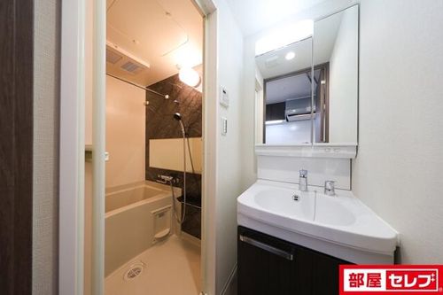 プレサンス名古屋ルクソリアの内装