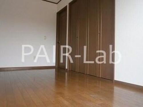 ローヤルライフの内装