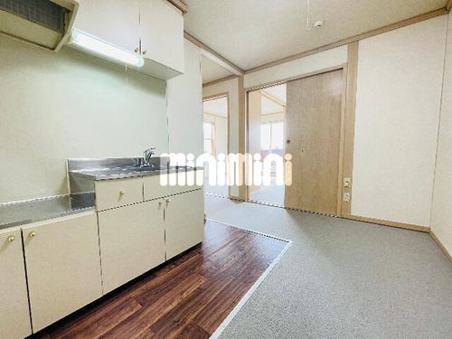 アニマートIIIの居間