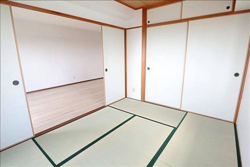 グランドゥール二方の内装