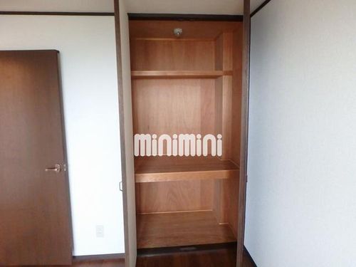 エステート長茂の内装