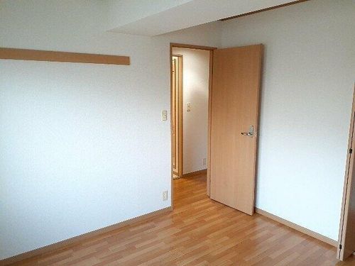 ノイブリーゼのその他画像