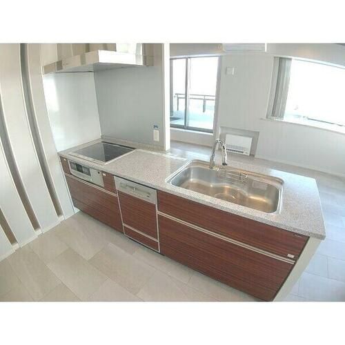 プライムメゾン大通公園のキッチン