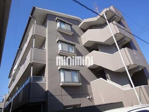 クレアール三幸の外観