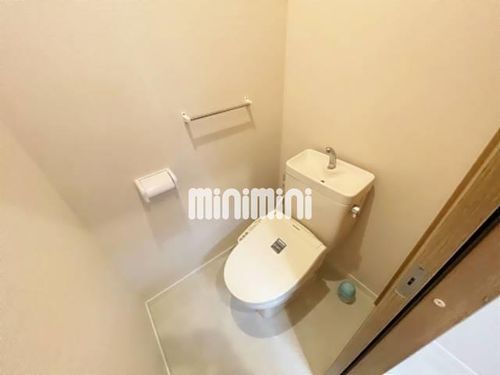 ドミール・九之坪 A棟の内装