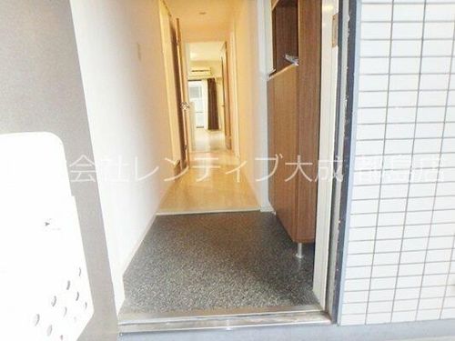 大阪府大阪市城東区成育2丁目(マンション)の賃貸物件の玄関