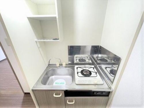 ラフィーネ日比野のキッチン