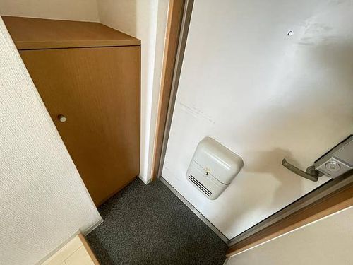 A・City大東町の玄関