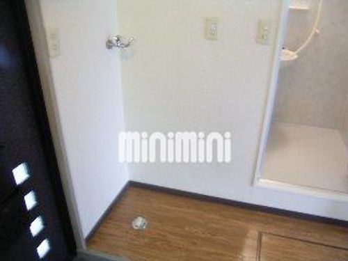 的場三番館の玄関