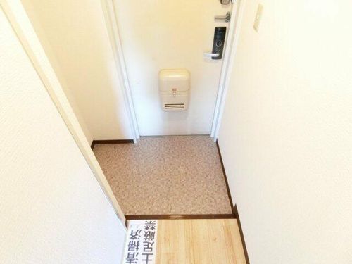 スクエアメゾン阪南の玄関
